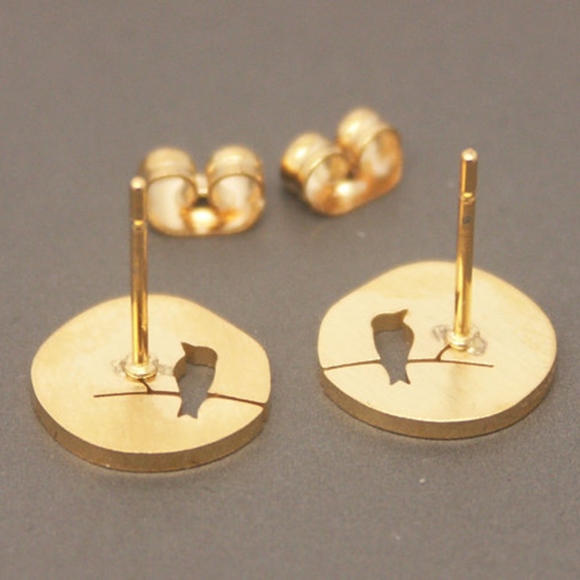 Silver Bird On Branch Round Stud Earrings - Picture 4 of 4